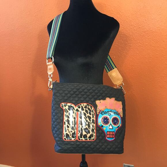 Consuela Si No Hobo Crossbody Tote Rare Discontinued Shoulder Bag Quilted - Picture 2 of 15